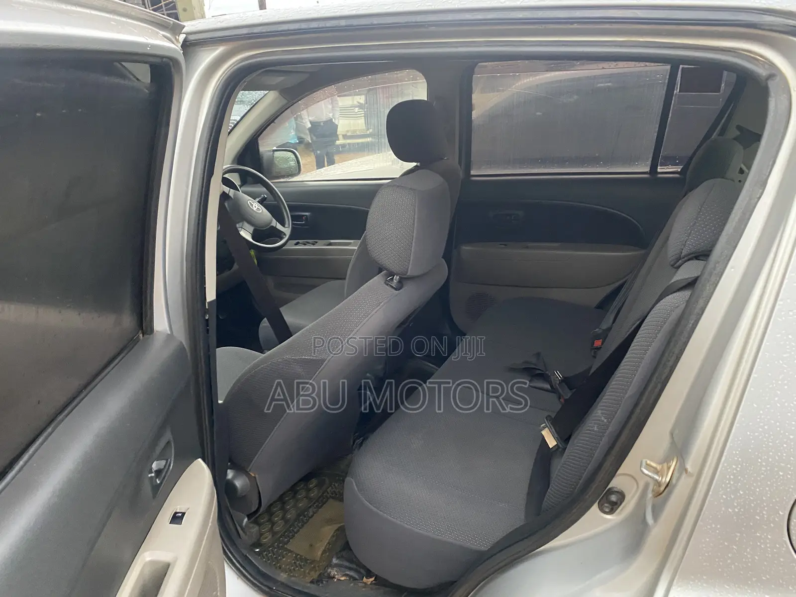 Toyota Passo 2005 Silver