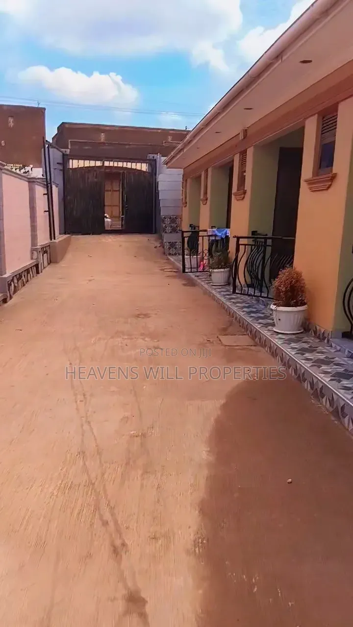 1bdrm Bungalow in Nansana Ganda, Division A for sale
