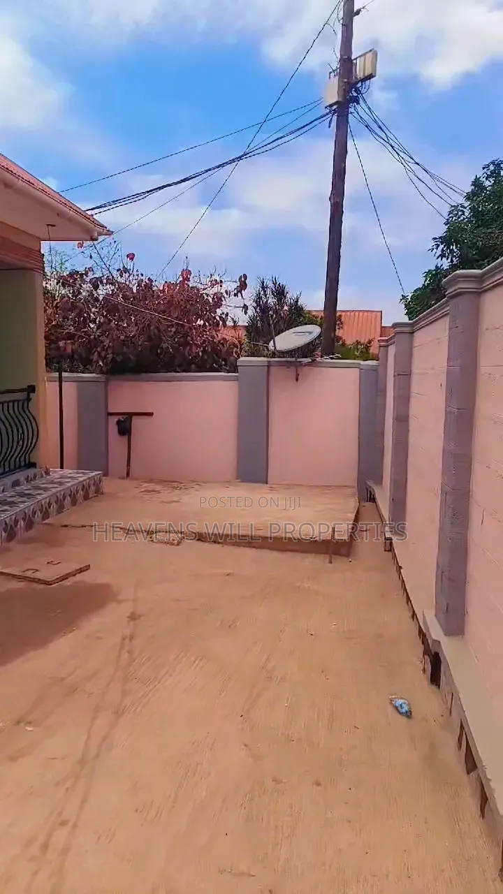 1bdrm Bungalow in Nansana Ganda, Division A for sale