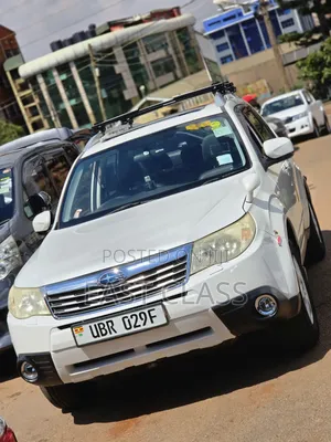 Subaru Forester 2010 White