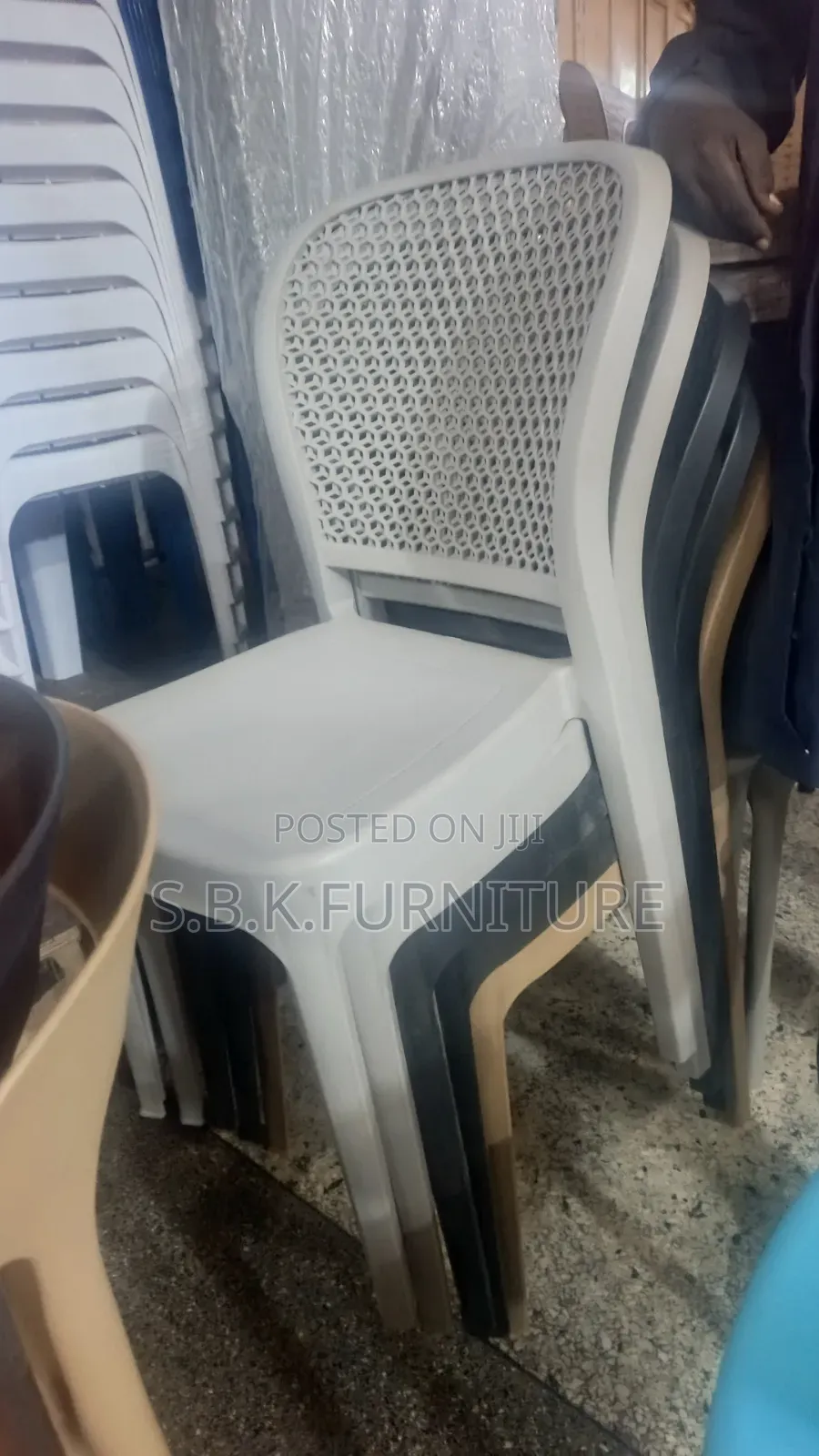 Simple Restaurant Chairs