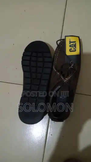 New Brand Shoe CAT Brand Size 40/41