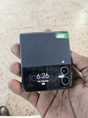 Samsung Galaxy Z Flip4 256 GB Black