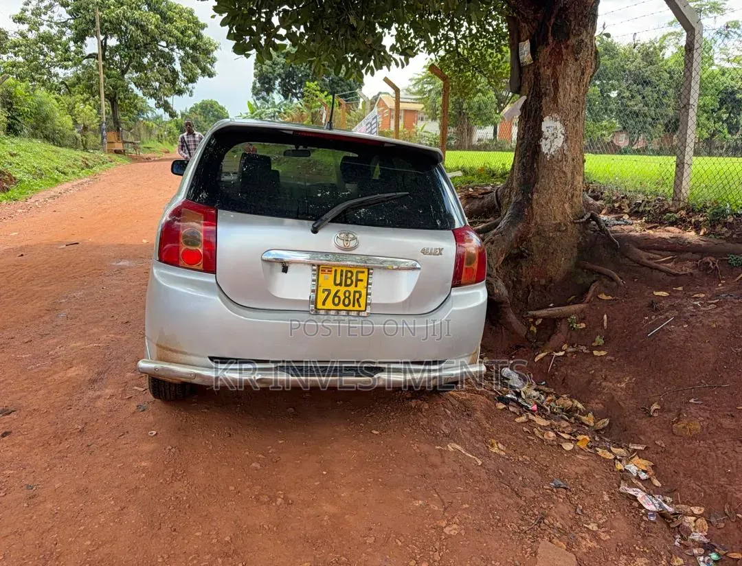Toyota Allex 2004 Silver