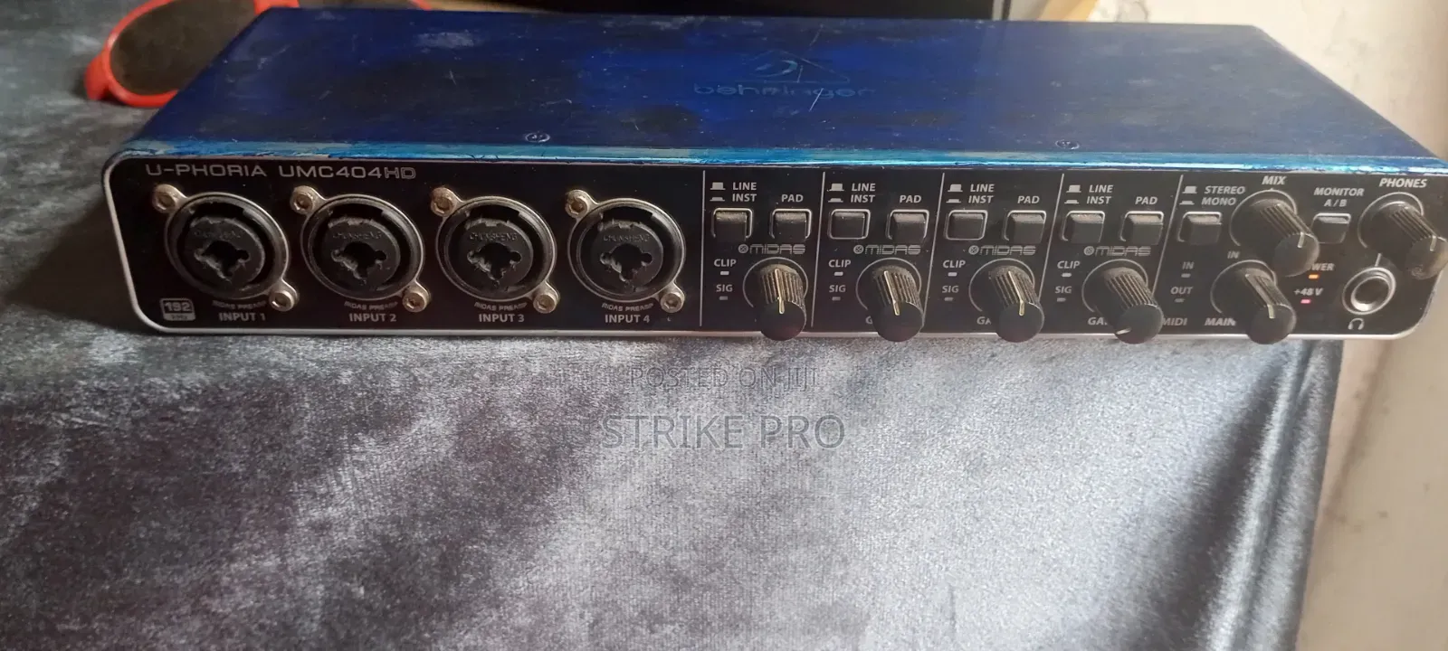 U-Phoria UMC404HD