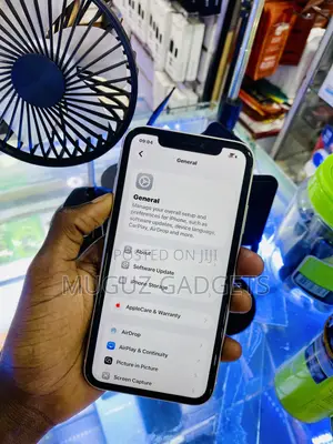 Apple iPhone 11 64 GB
