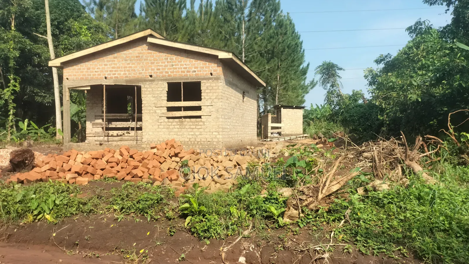 2bdrm House in Ojs Property, Butuntumula for sale