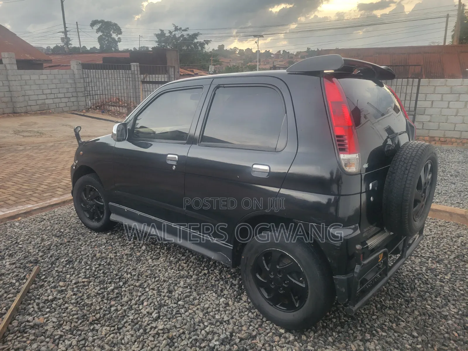 Daihatsu Terios 2011 Black
