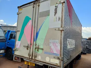Canter Boxbody