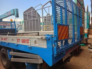 Canter Crane Truck