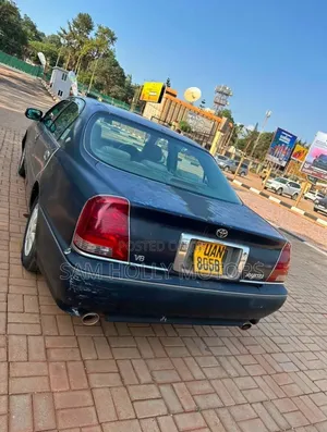 Toyota Crown Majesta 2003 Blue