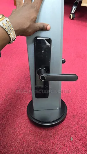 Smart Biometric Door Lock for Hotels & Apartments
