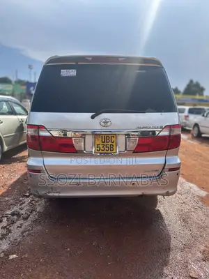 Toyota Alphard 2005 Silver