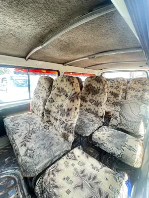 Toyota HiAce 1996 White