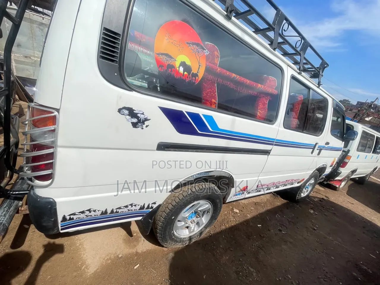 Toyota HiAce 2001 White