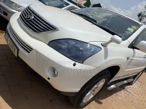 Toyota Harrier 2006 White