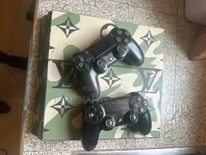 Sony Playstation 4