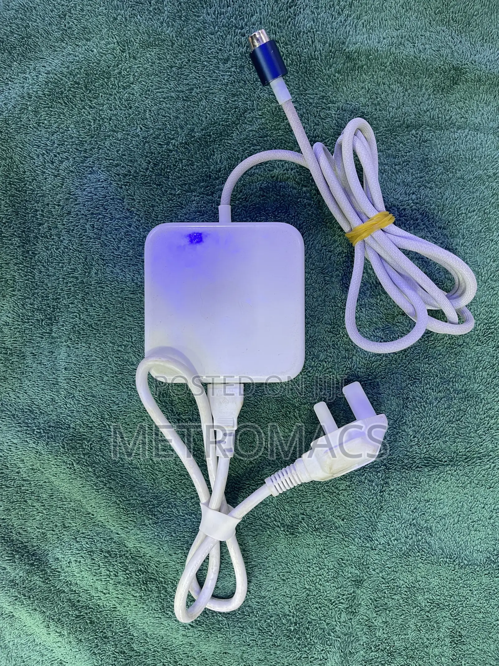 24-Inch M1 iMac Power Adapter USED