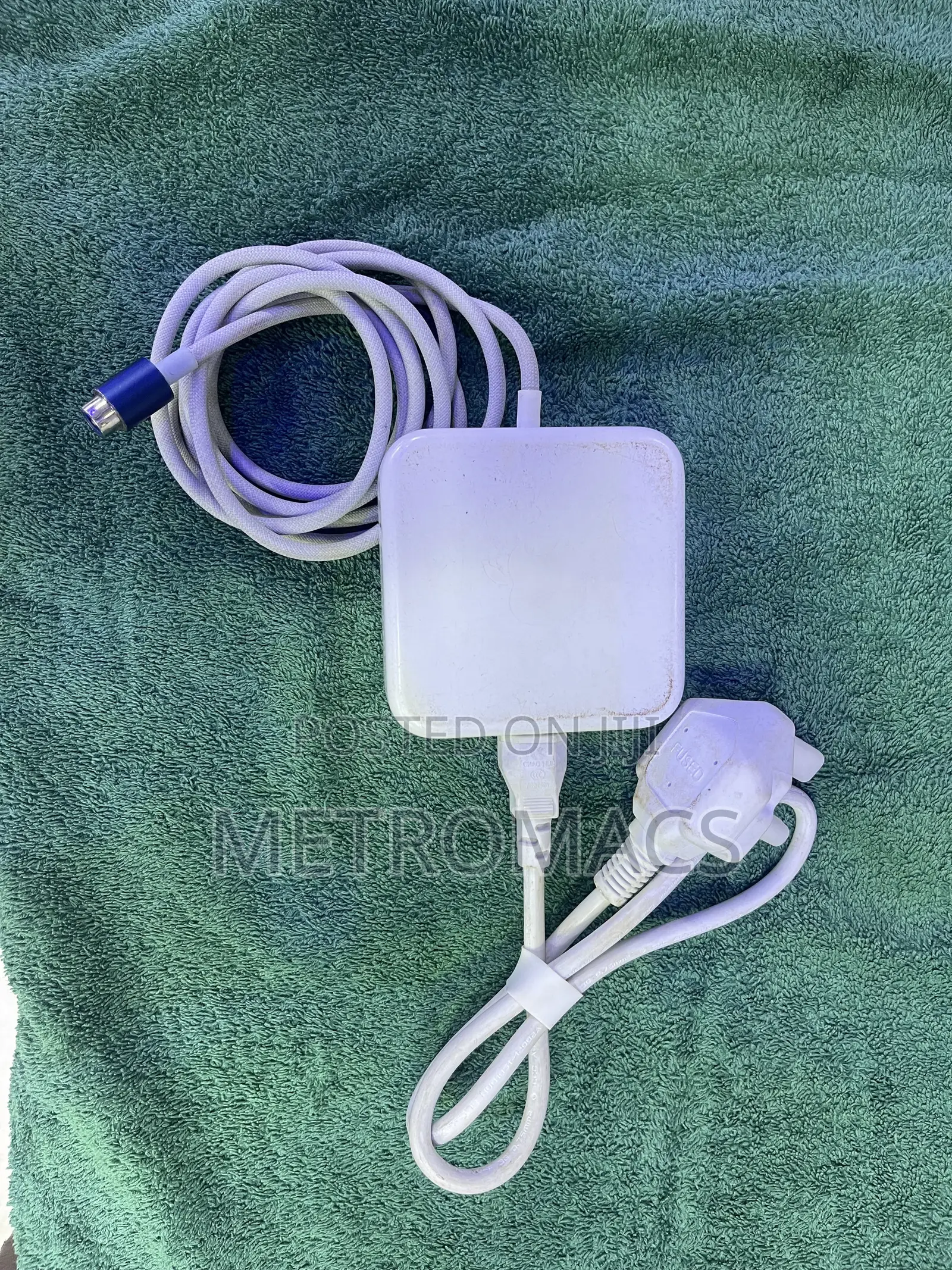 24-Inch M1 iMac Power Adapter USED