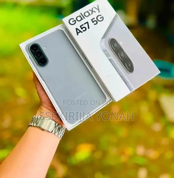 New Samsung Galaxy A57 256 GB Green