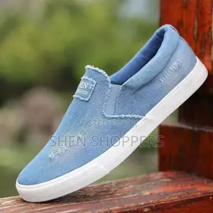 Quality Men's Denim Canvas Shoes / Slip-on Plimsolls