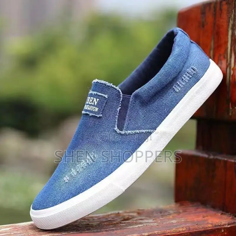 Quality Men's Denim Canvas Shoes / Slip-on Plimsolls