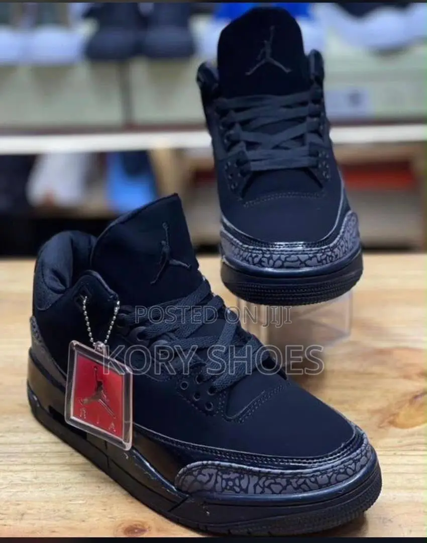 Jordan 3 Black Cat