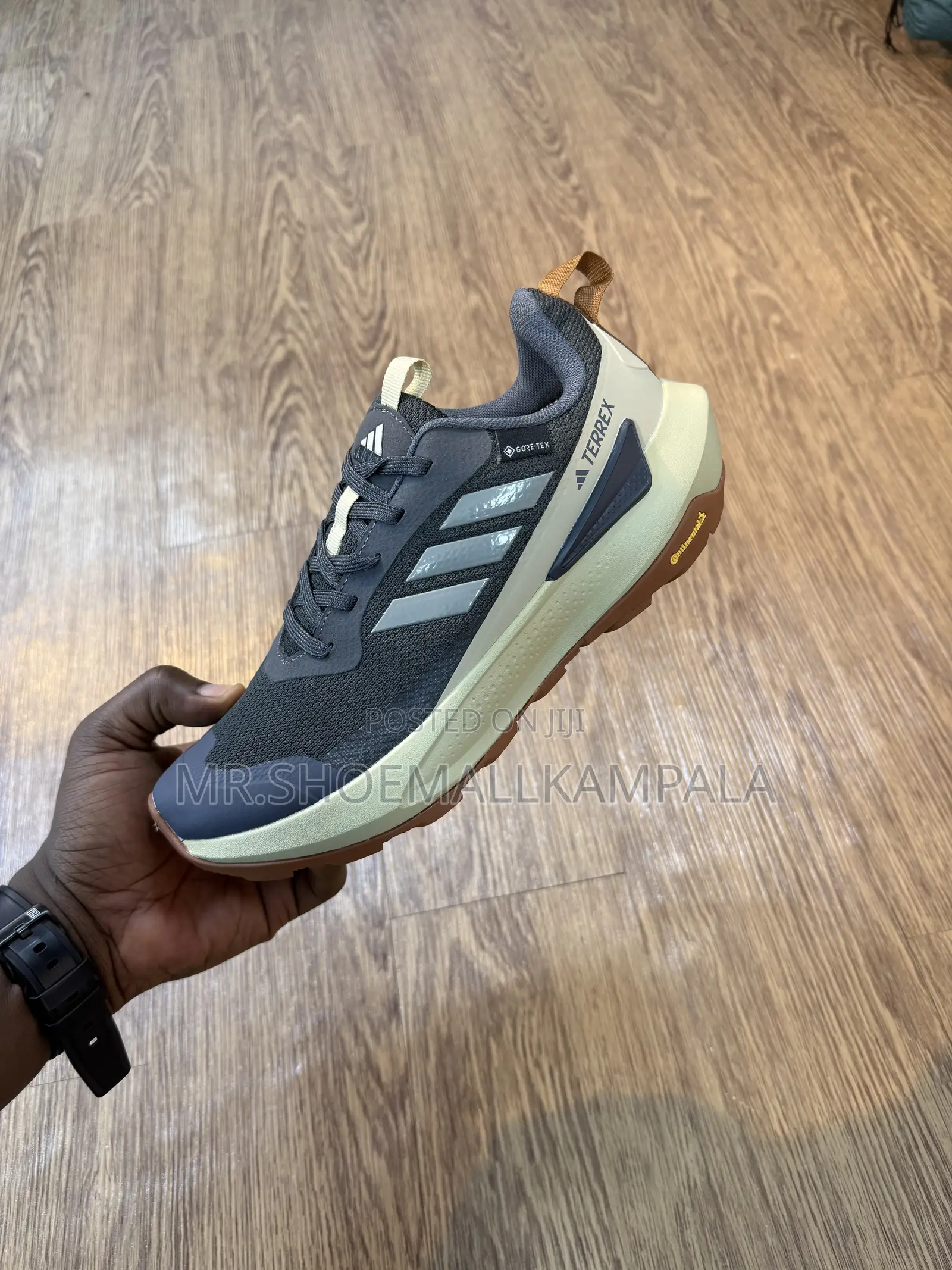Premium Sneakers