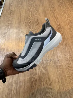 Premium Sneakers