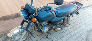 Bajaj Boxer 2006 Red
