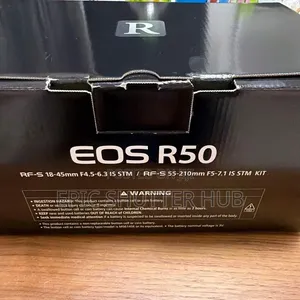EOS R 50 Canon With 18-45mm