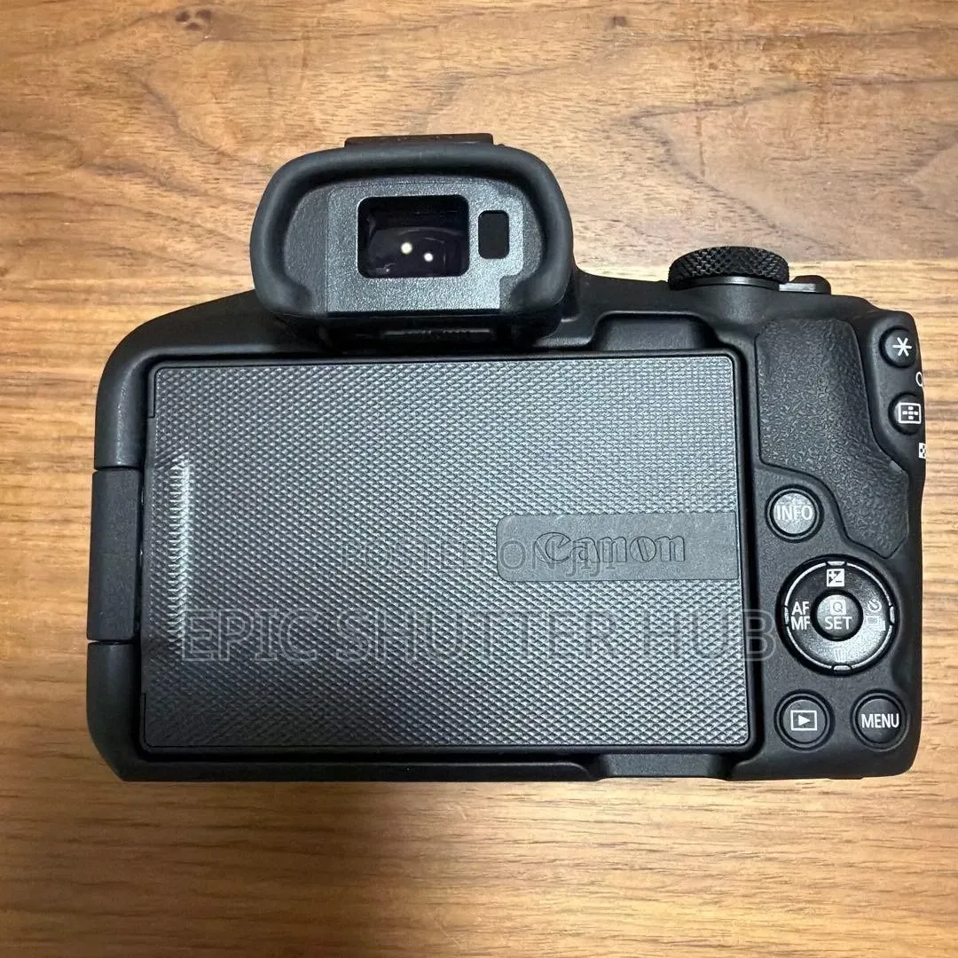 EOS R 50 Canon With 18-45mm