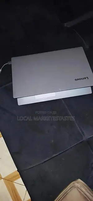 Laptop Lenovo V130 4GB Intel Celeron SSD 250GB