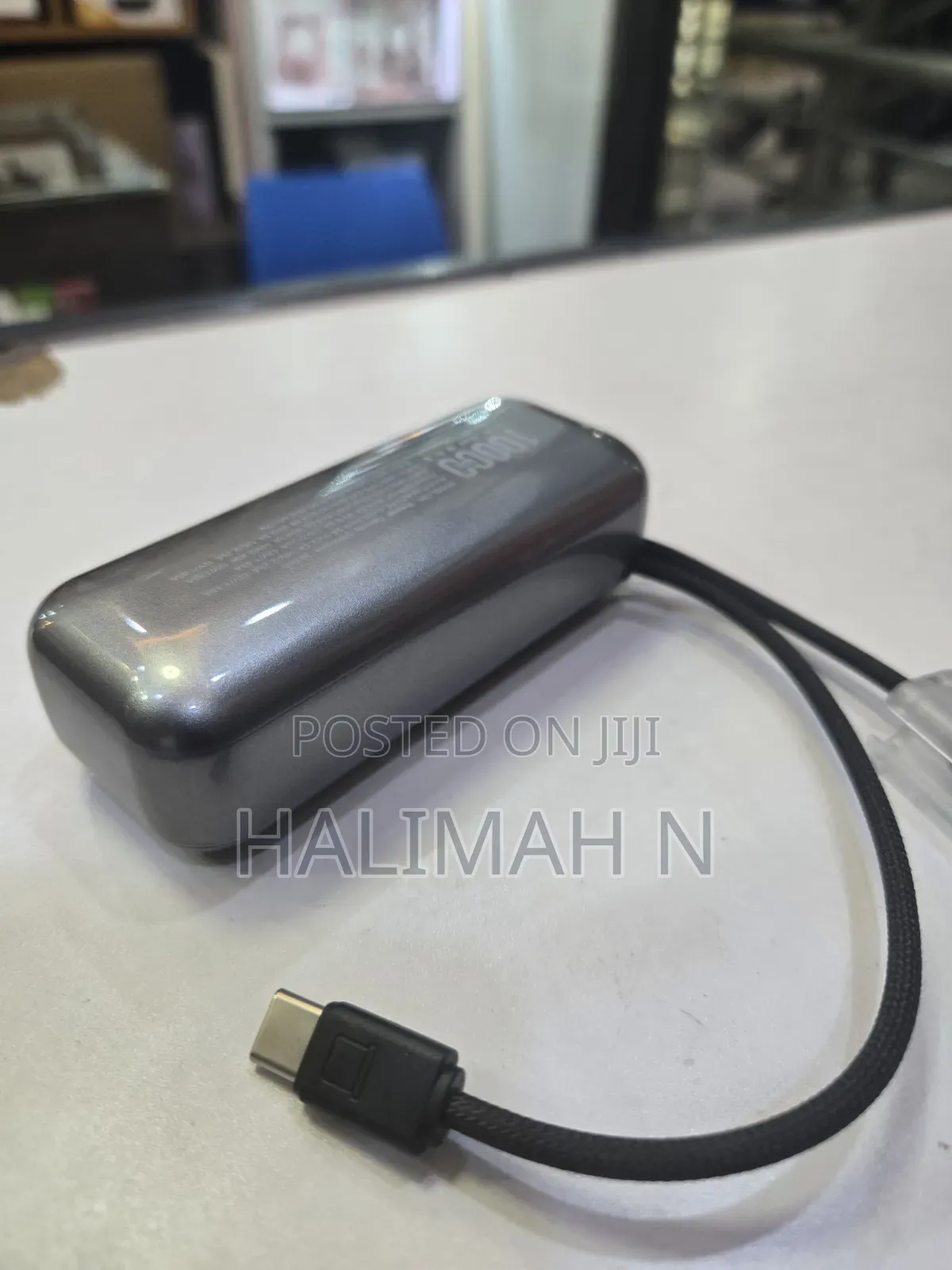 Portable 10000 mAh Powerbank
