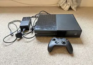 XBOX ONE 512gb 1 Controller