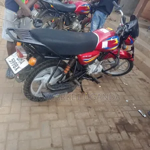 Bajaj CT 125X 2025 Black
