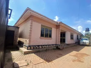 2bdrm Bungalow in Rentals🔥 On Quick, Kira for sale