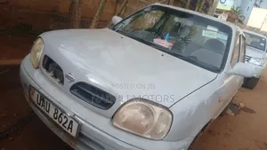 Nissan March 2004