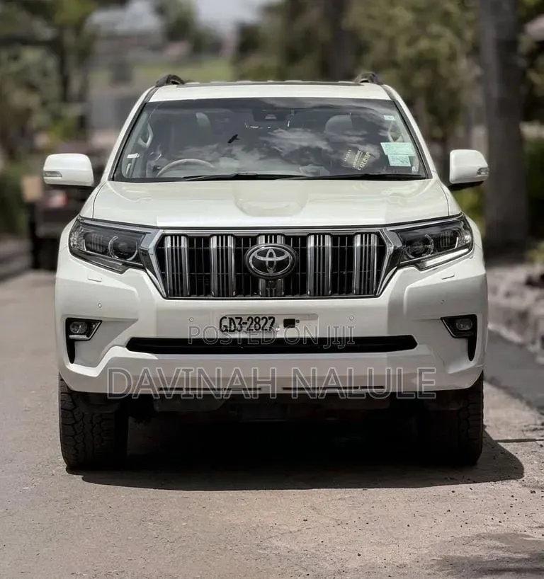 Toyota Land Cruiser Prado 4.0 Petrol TZ-G 2022 White