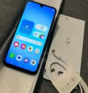 New Samsung Galaxy A17 5G 256 GB Gray