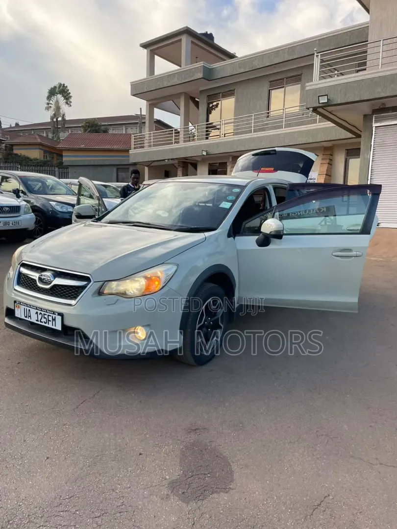 Subaru XV 2015 Green
