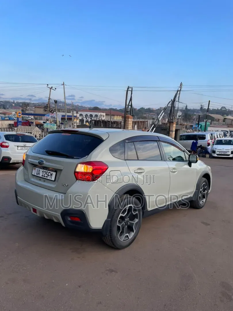 Subaru XV 2015 Green