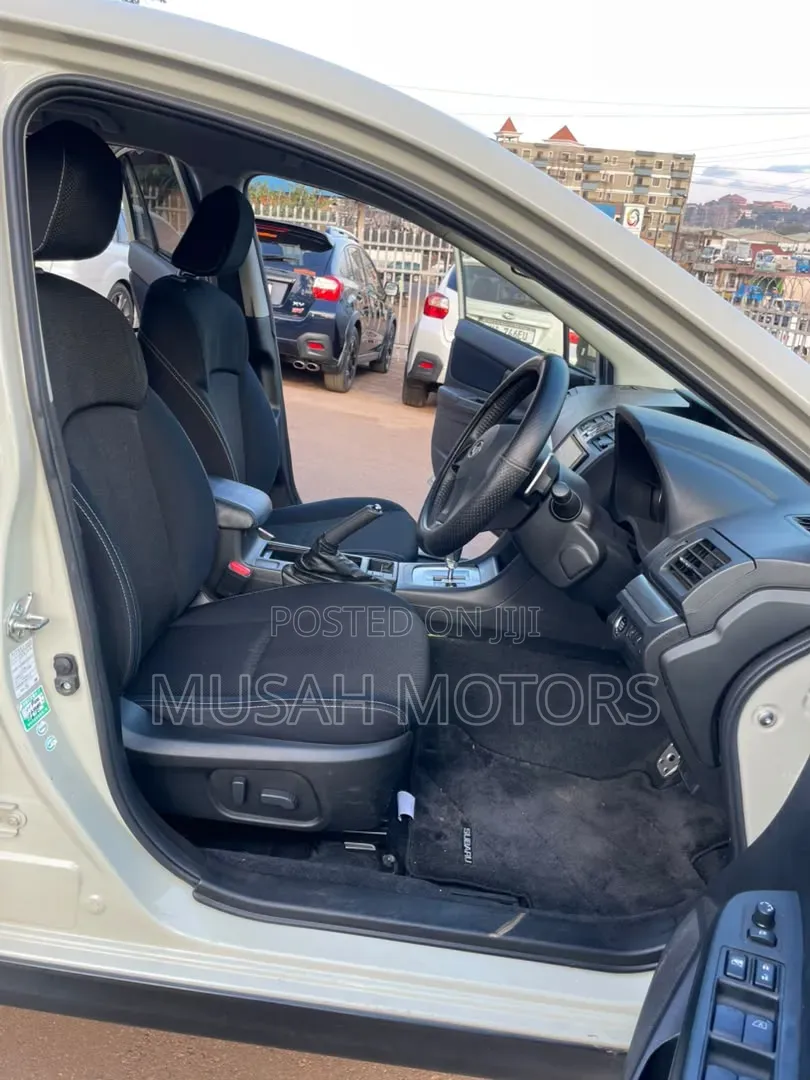 Subaru XV 2015 Green