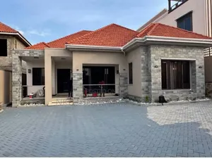 4bdrm Bungalow in Kira for sale