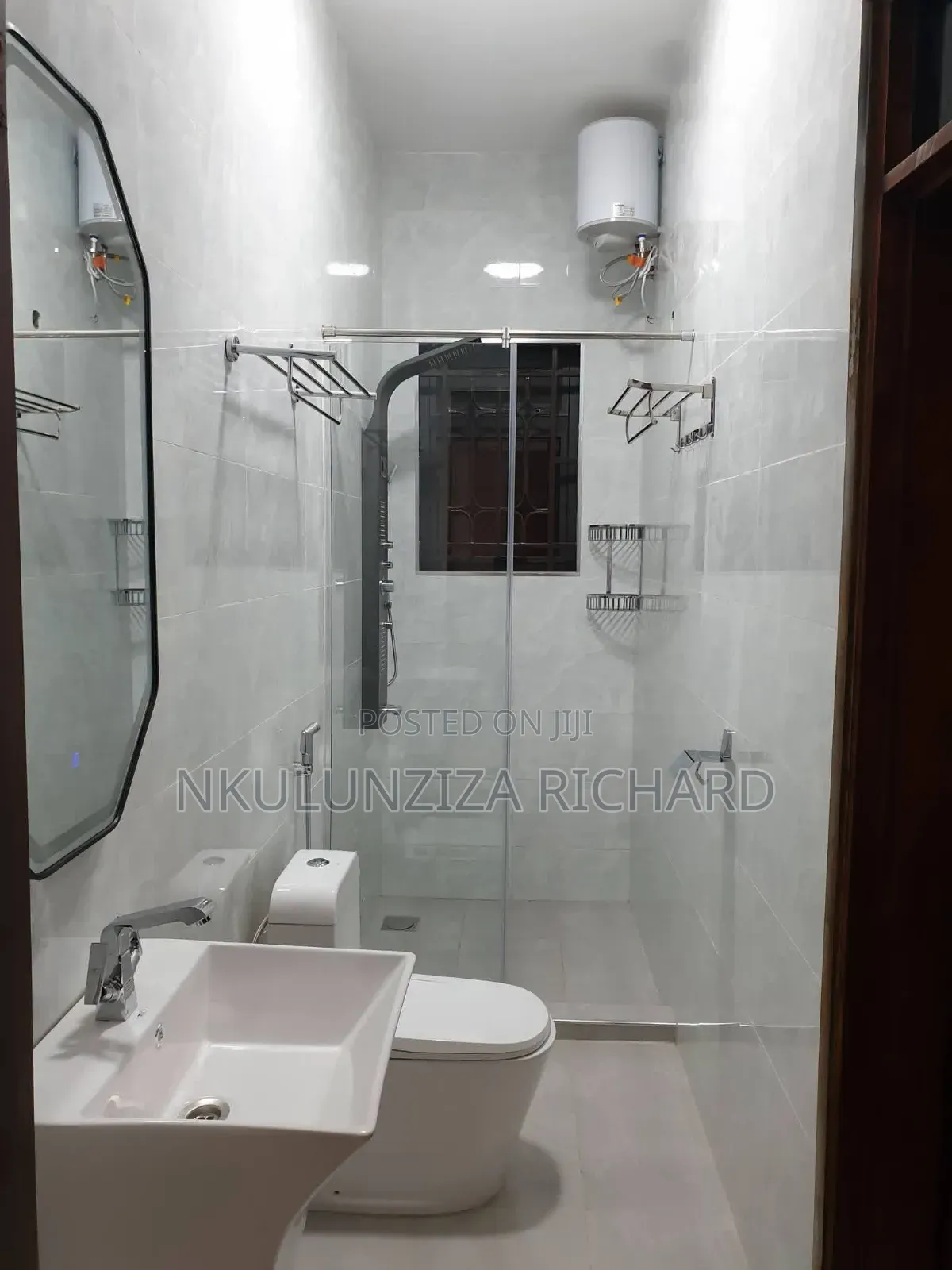 4bdrm Bungalow in Kira for sale