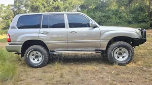 Toyota Land Cruiser 4x4 2005 Silver