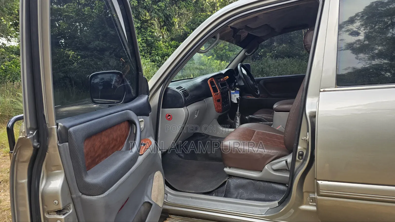 Toyota Land Cruiser 4x4 2005 Silver