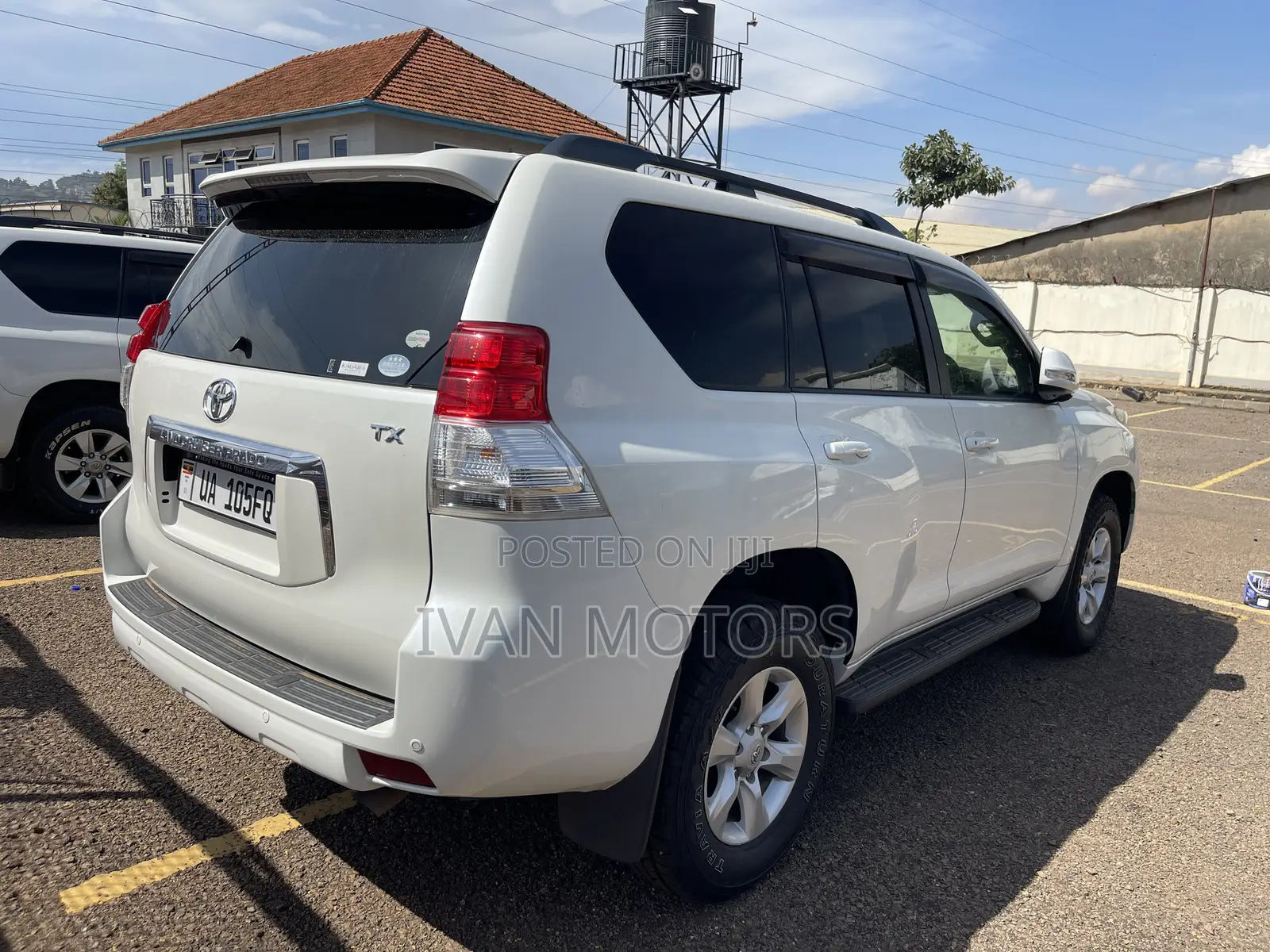 Toyota Land Cruiser Prado 2012 White