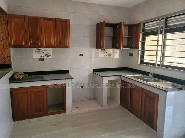 2bdrm Apartment in Nsambya, Central Division for rent