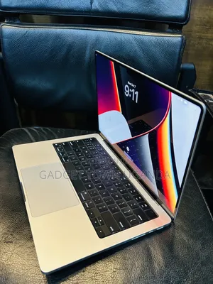 Laptop Apple MacBook Pro 2024 M4 Pro 24GB Apple M4 Pro SSD 512GB